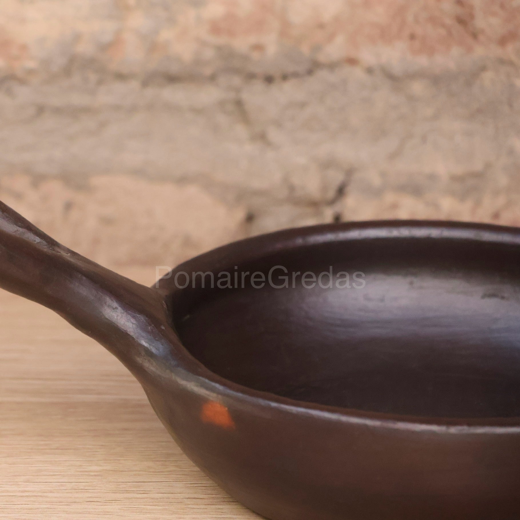 Paila negra con mango