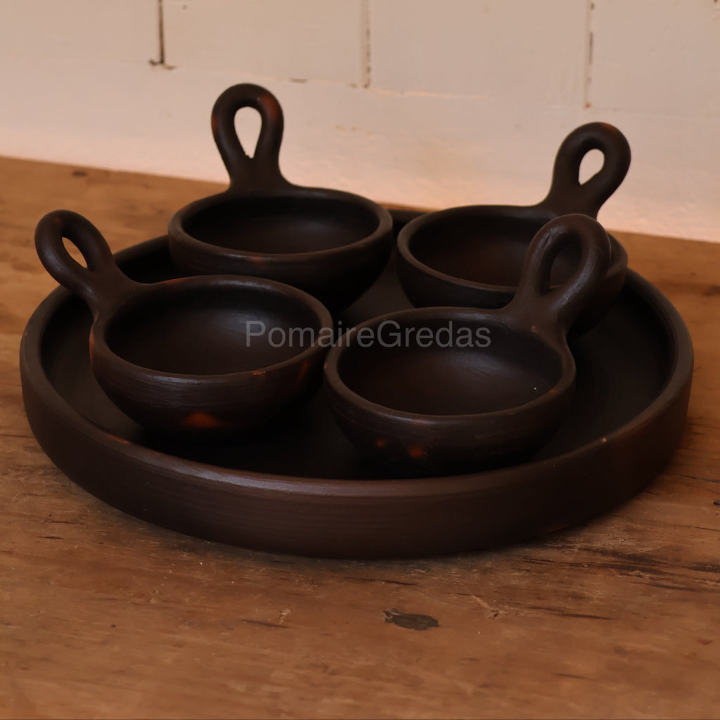 Set de plato y pocillos con asas
