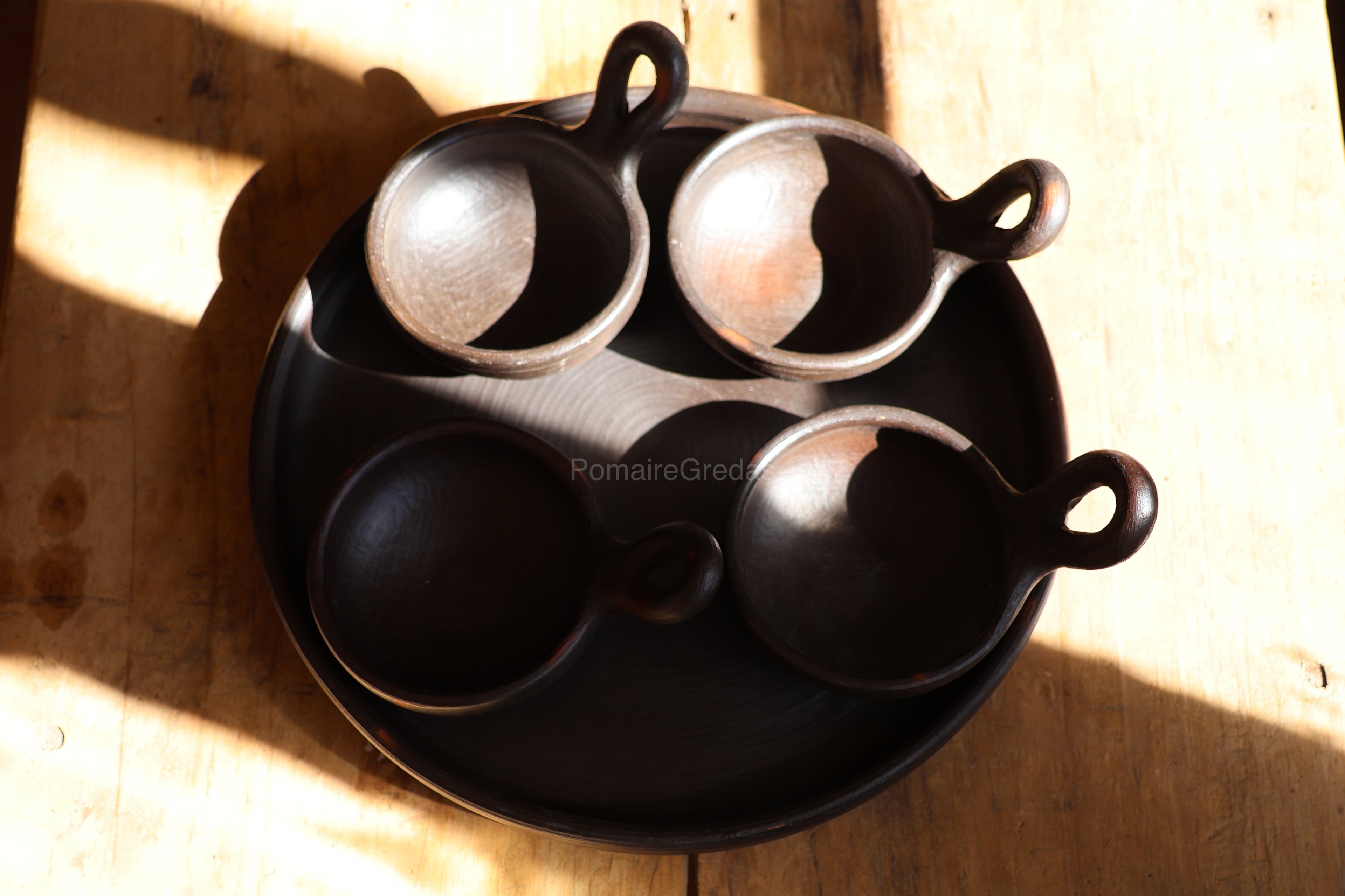 Set de plato y pocillos con asas
