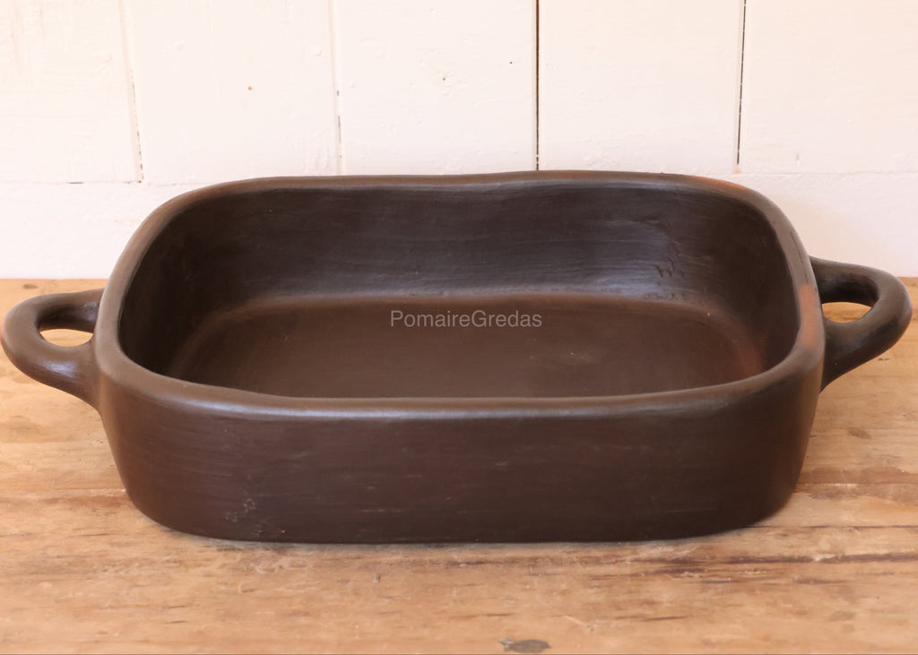 Fuente rectangular grande