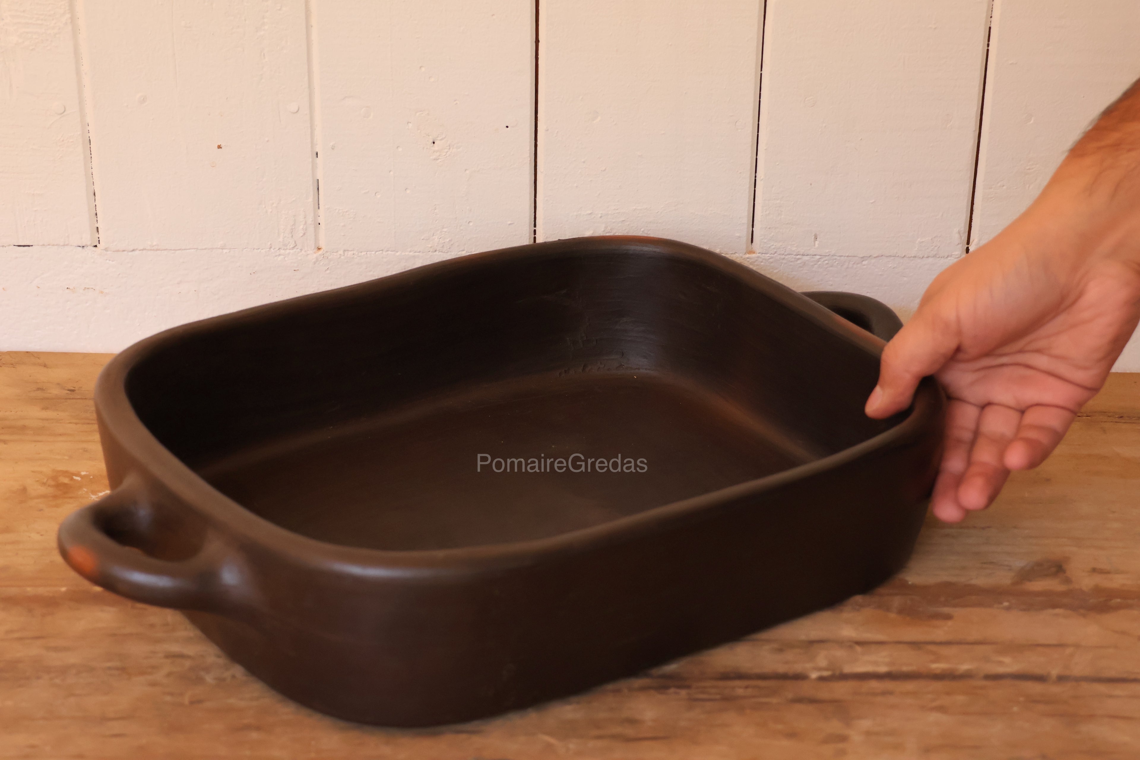 Fuente rectangular grande